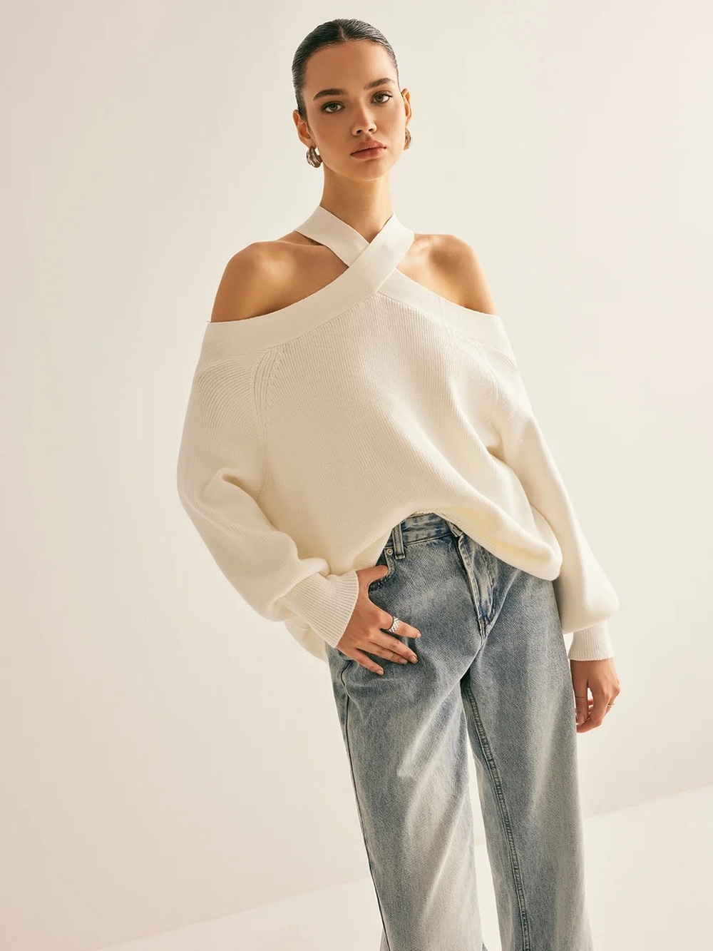 COMMENSE Cross-Over Collar Cold-Shoulder Sweater - size XSmall